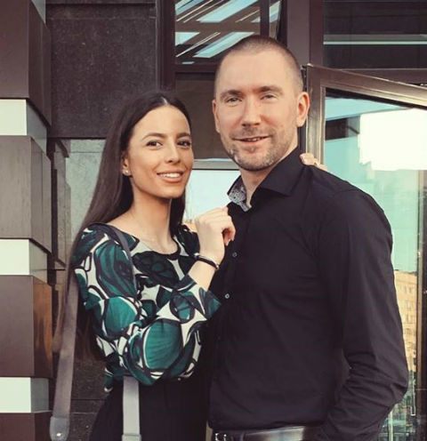 Олег Винник с невестой